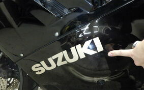 SUZUKI GSX-R750 Gen.2 1988 GR77C