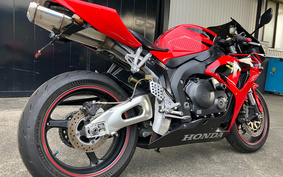 HONDA CBR1000RR 2006 SC57