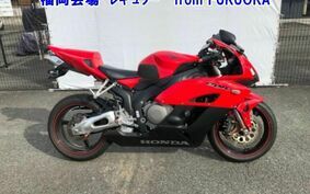 HONDA CBR1000RR 2005 SC57