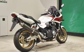 HONDA CB1300SF SUPER BOLDOR 2011 SC54