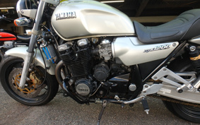 YAMAHA XJR1200 1997 4KG