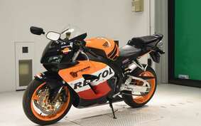 HONDA CBR1000RR 2004 SC57