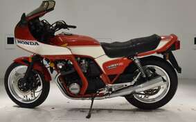 HONDA CB900F 2024 SC09