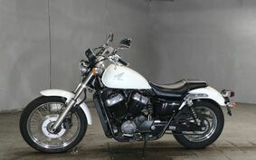 HONDA VT750S 2010 RC58