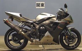 YAMAHA YZF-R1 2002 RN09