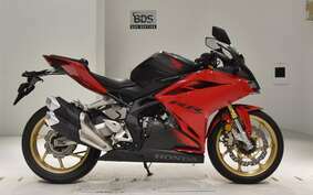 HONDA CBR250RR A MC51