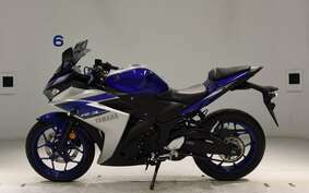 YAMAHA YZF-R3 2015 RH07J