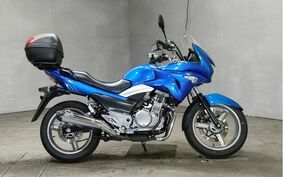 SUZUKI GSR250S GJ55D