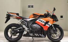 HONDA CBR1000RR 2006 SC57