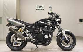 YAMAHA XJR400 Gen.3 R 2003 RH02J