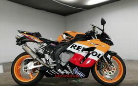 HONDA CBR1000RR 2005 SC57