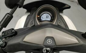 YAMAHA N-MAX 125 SE86J