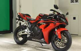 HONDA CBR1000RR 2006 SC57