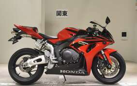 HONDA CBR1000RR 2007 SC57