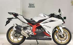 HONDA CBR250RR A MC51