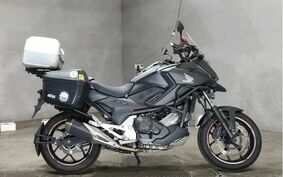 HONDA NC750X 2016 RC90