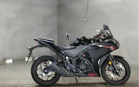 YAMAHA YZF-R25 RG10J