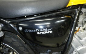 SUZUKI GRASS TRACKER NJ4BA