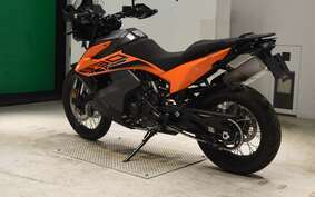 KTM 890 ADVENTURE	 2022 TS640