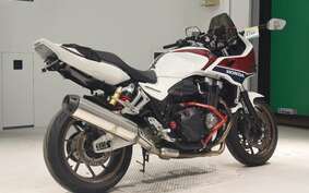 HONDA CB1300SB SUPER BOLDOR EP 2014 SC54