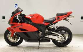 HONDA CBR1000RR 2004 SC57