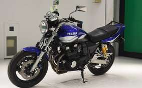 YAMAHA XJR400 R 2001 RH02J