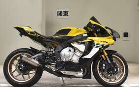 YAMAHA YZF-R1 2019 RN39