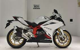 HONDA CBR250RR A MC51