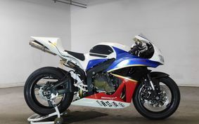 HONDA CBR600RR PC40