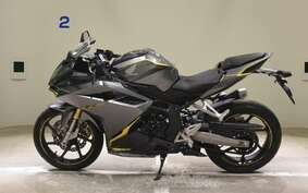 HONDA CBR250RR A MC51