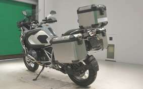 BMW R1250GS ADVENTURE 2021 0M11