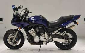 YAMAHA FZS1000 FAZER 2004 RN06