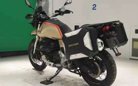 MOTO GUZZI V85 TT 2020