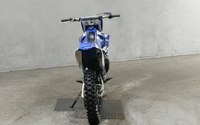 YAMAHA YZ125 CE09C