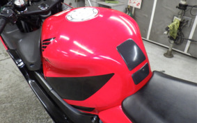 HONDA CBR600F GEN 3 2002 PC35