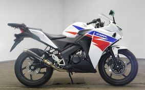 HONDA CBR125R JC50