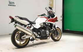 HONDA CB1300SB SUPER BOLDOR A 2010 SC54