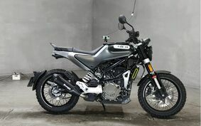 HUSQVARNA スヴァルトピレン401 2020 JUJ