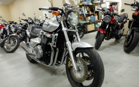 HONDA X4 1999 SC38