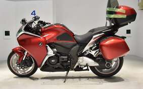 HONDA VFR1200F DCT 2011 SC63