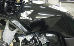 HONDA CB400 SUPER BOLDOR VTEC 2005 NC39