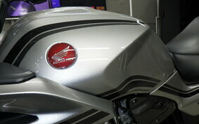 HONDA CB1300SB SUPER BOLDOR EP 2021 SC54