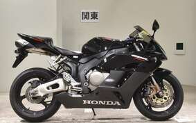 HONDA CBR1000RR 2005 SC57