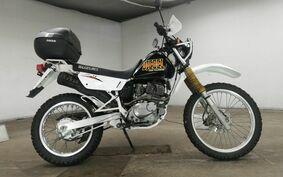 SUZUKI DJEBEL 200 (DR200SE) SH42A