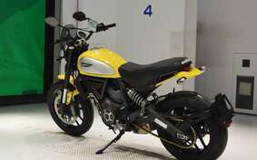 DUCATI SCRAMBLER ICON 2015