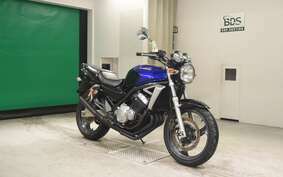 SUZUKI GSX250FX ZR250C