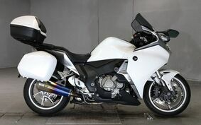 HONDA VFR1200F DCT 2010 SC63