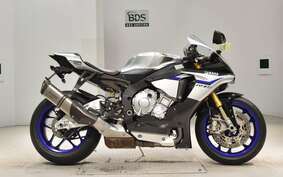 YAMAHA YZF-R1 M 2015 RN40