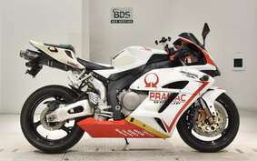 HONDA CBR1000RR 2005 SC57