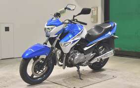 SUZUKI GSR250